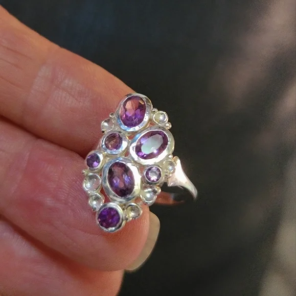 Amethyst modern style sterling & white gold ring sz7 - Picture 5 of 9